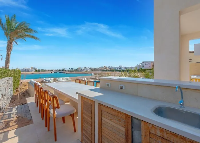 Ancient Sands 3br Twin With A Private Patio Heated Swimming Pool & Lagoon Access Gurdaka