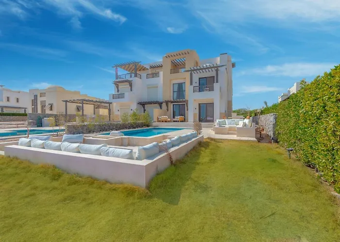Ancient Sands 3br Twin With A Private Patio Heated Swimming Pool & Lagoon Access
